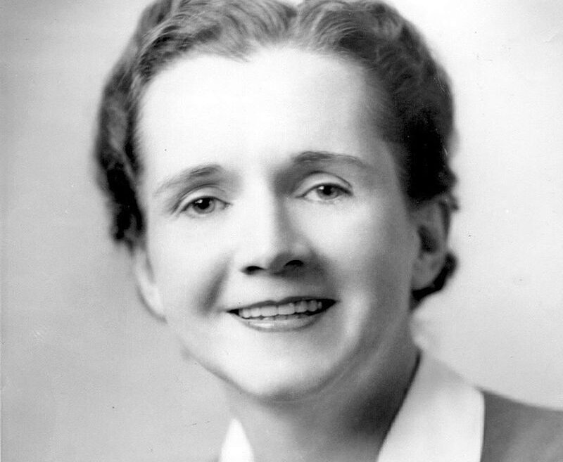 La biologa Rachel Carson