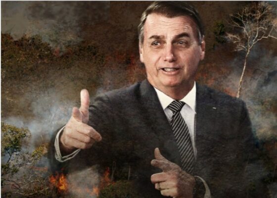 Bolsonaro, l’uomo che sta distruggendo il Pianeta. La denuncia di Greenpeace