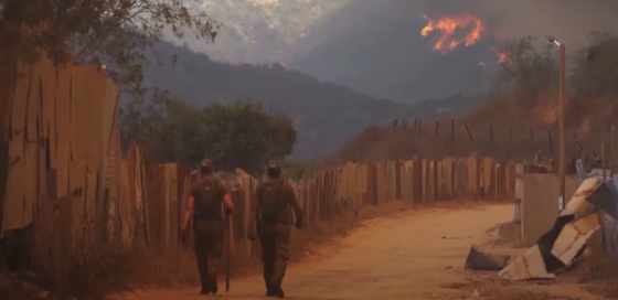 Il Cile devastato dagli incendi è in stato d’emergenza e lutto nazionale